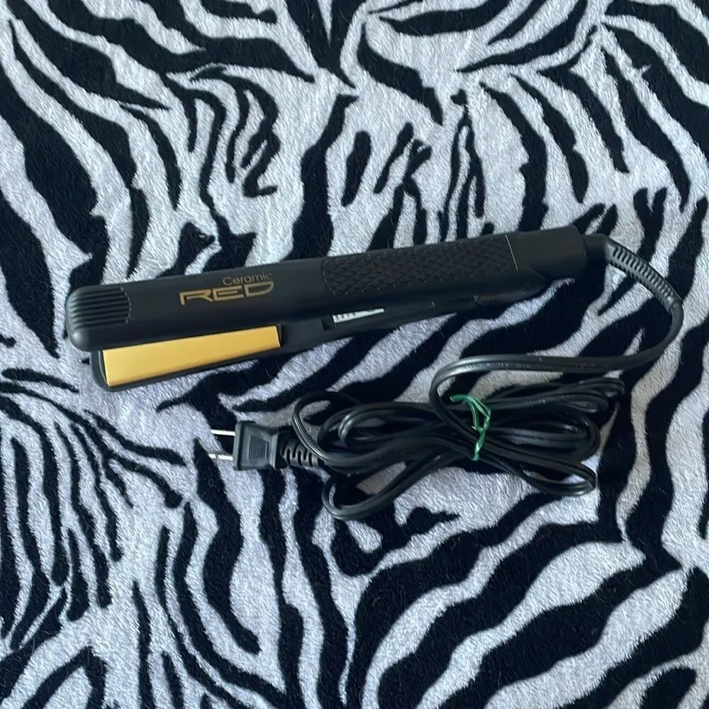 Red ceramic professional black small portable travel flat iron